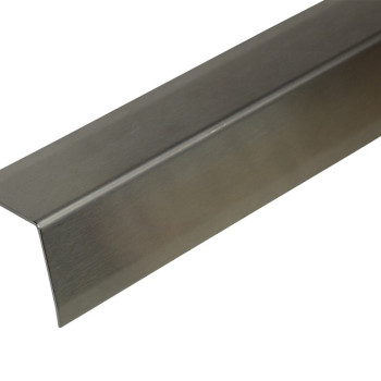 Уголок нержавеющий равнополочный 20х20х3 мм AISI 304 в наличии в Кургане